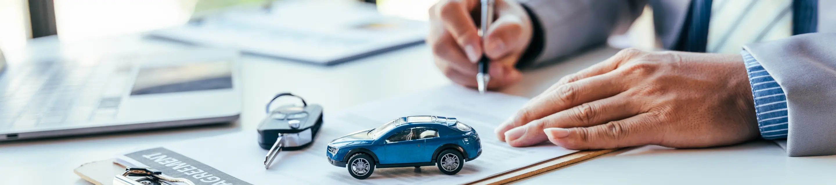 Banner ลักษณะการประกอบธุรกิจ